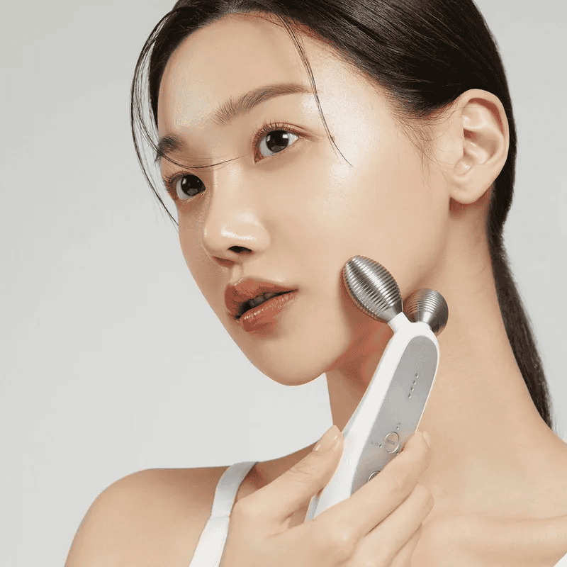 luminage FACE LASER Smoothing Light NEW