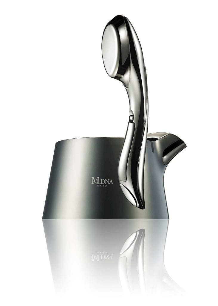 MTG MDNA SKIN 麥當娜 殿堂級貴婦黑科技 磁石毛孔清潔導入兩用美容儀 REJUVENATOR SET